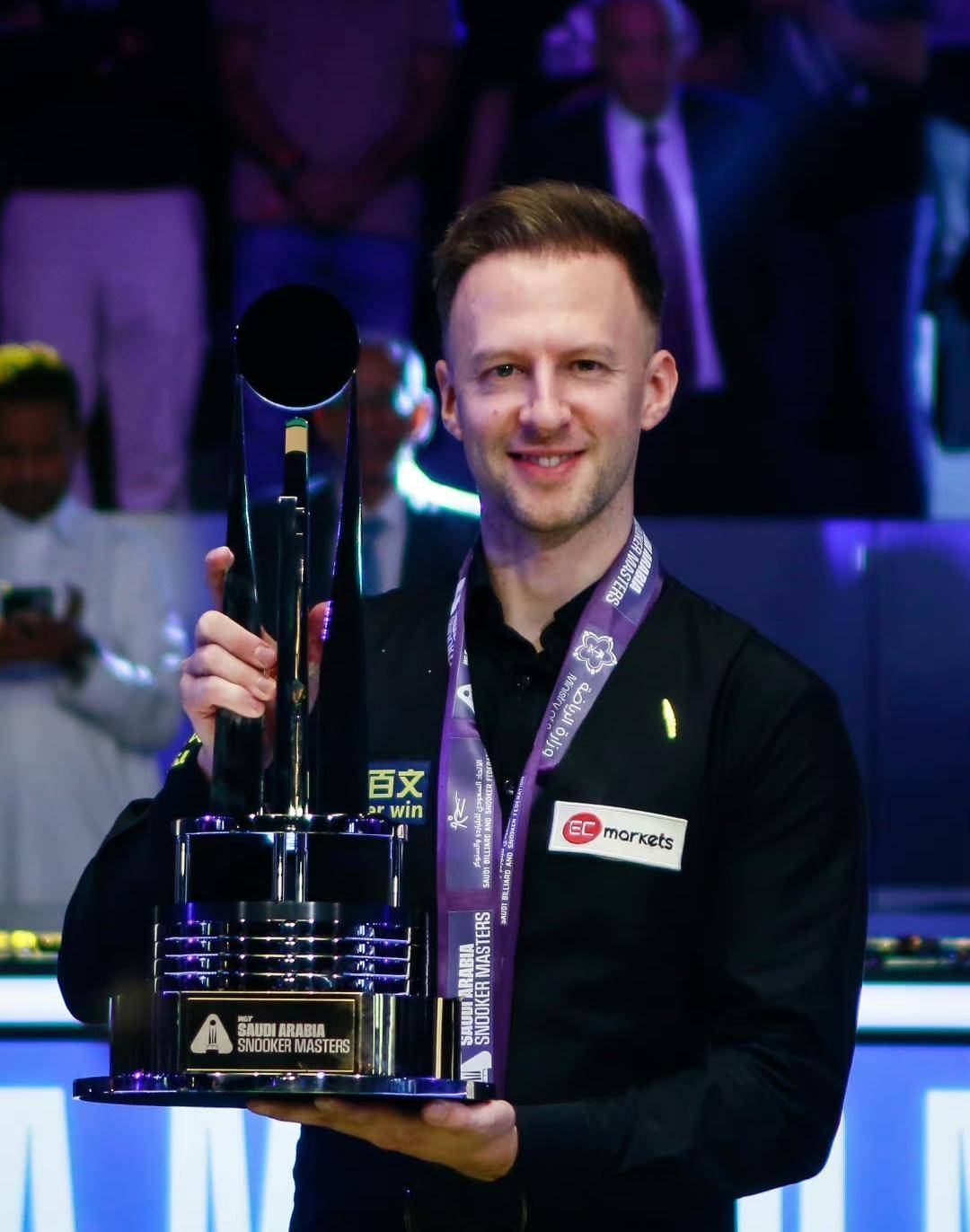 一直以其辉 一直以其辉